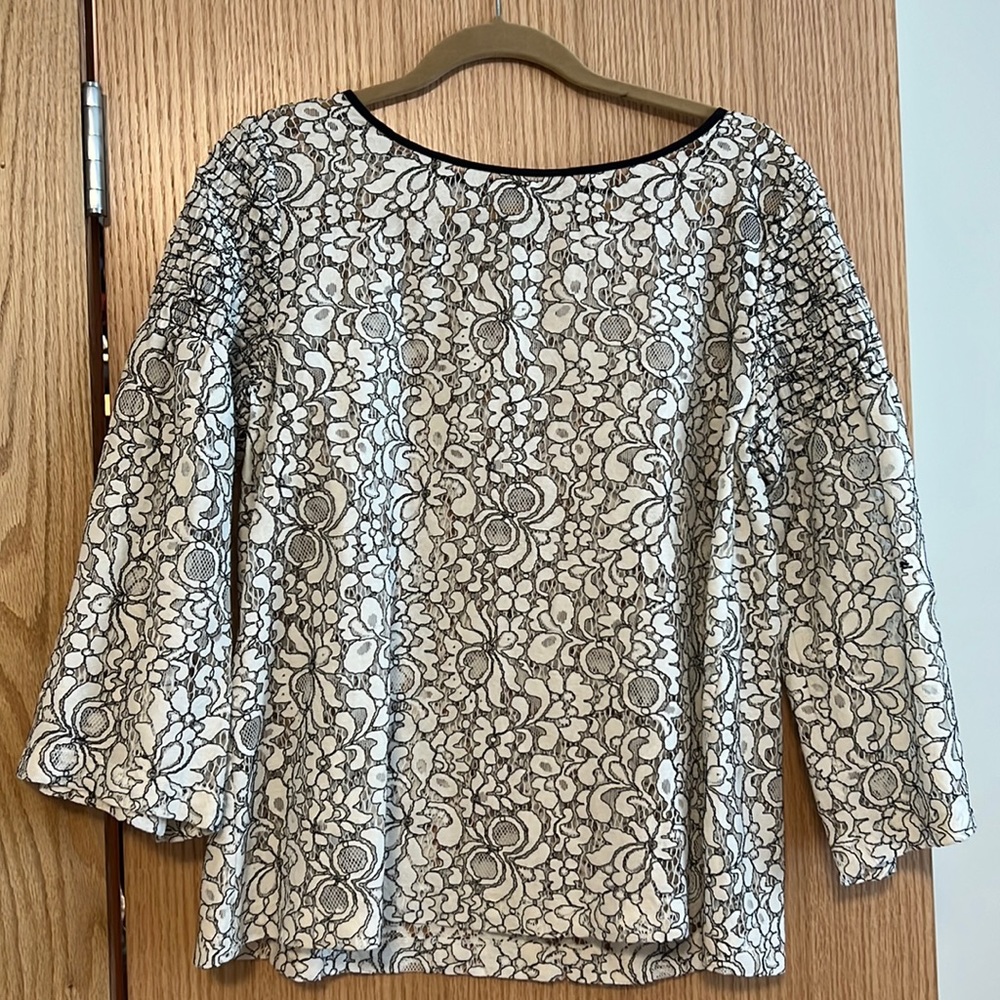 Loft lace bell sleeve top
